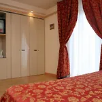 Hotel Excelsior