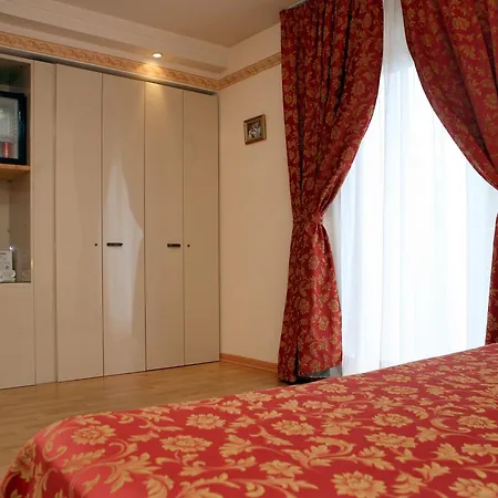 Hotel Excelsior