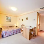 Hotel Excelsior 3*