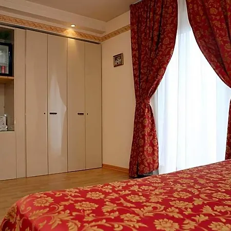 Szálloda Excelsior 3*