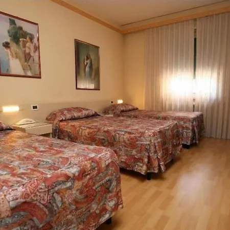 Excelsior Hotel 3*