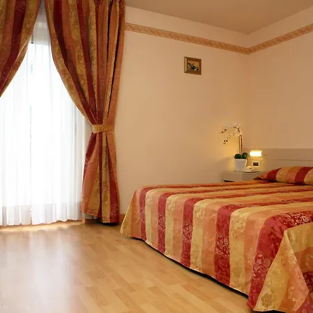 Hotel Excelsior